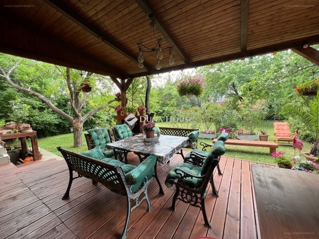6 bed · 306m² · Ház · 229.000.000 ft