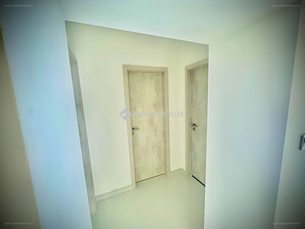 Lakás · 4 hálószoba · 140 m² · 149.900.000 Ft