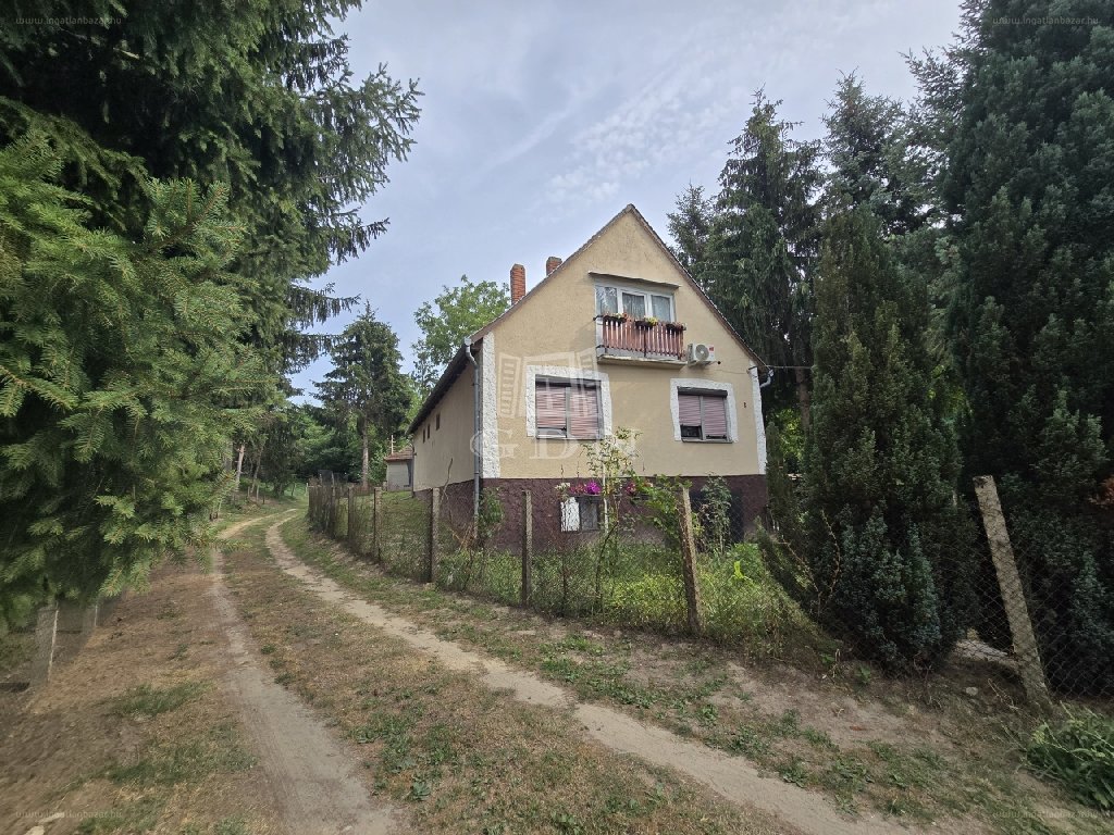 6 bed · 160m² · Családi ház · 39.500.000 ft