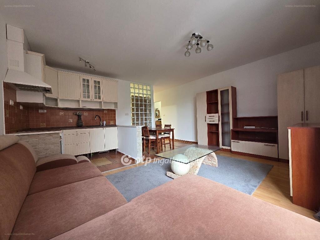 Lakás · 1 hálószoba · 54 m² · 74.900.000 Ft