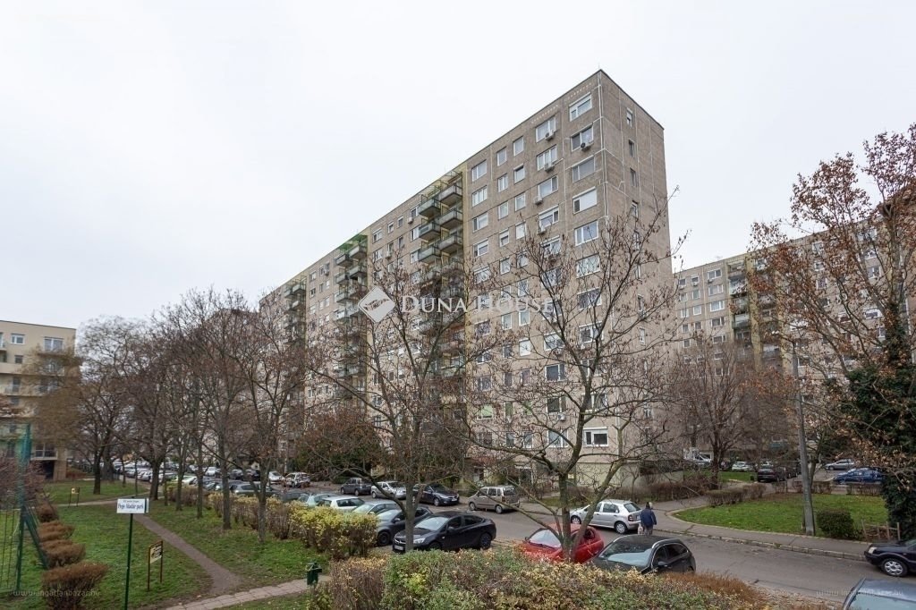Lakás · 3 hálószoba · 59 m² · 67.000.000 Ft