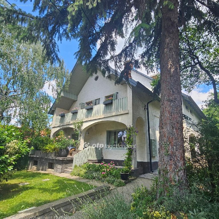 Ház · 6 hálószoba · 195 m² · 278.000.000 Ft