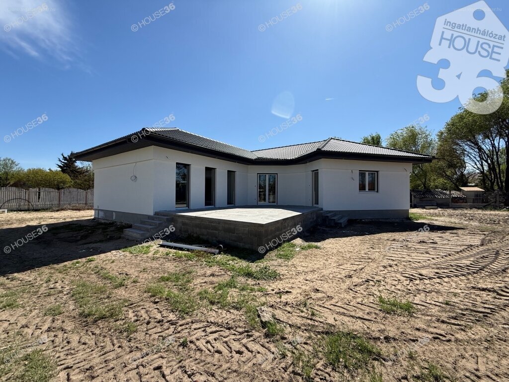 4 bed · 126m² · Családi ház · 129.900.000 ft