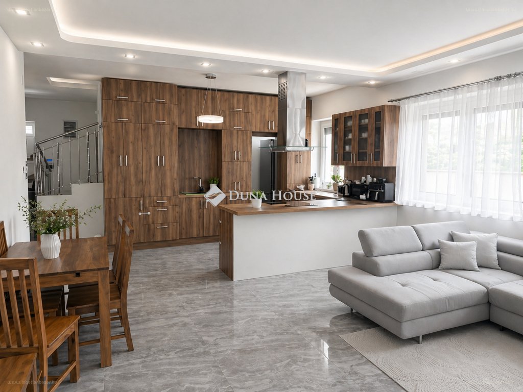 5 bed · 130m² · Családi ház · 168.900.000 ft