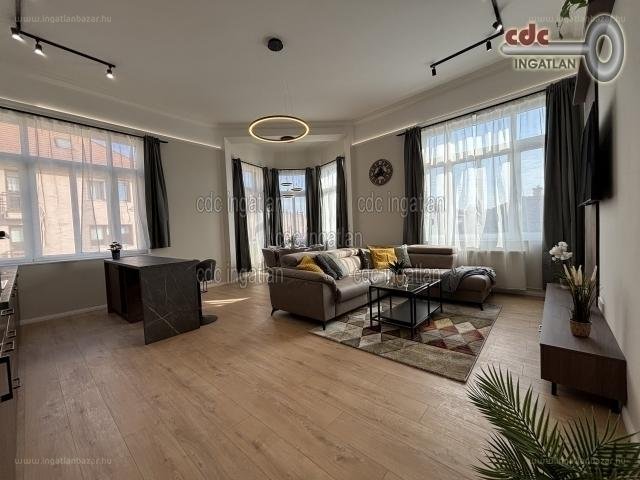 5 bed · 124m² · Lakás · 200.000.000 ft