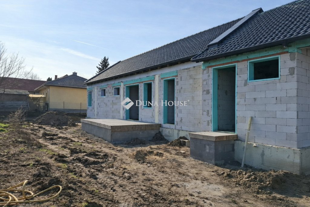5 bed · 127m² · Ház · 128.900.000 ft