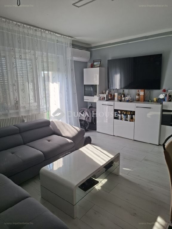 Lakás · 3 hálószoba · 63 m² · 55.900.000 Ft