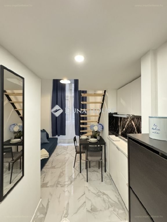 Lakás · 5 hálószoba · 90 m² · 320.000.000 Ft