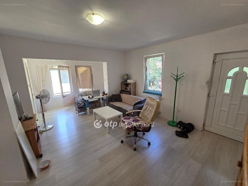 Ház · 5 hálószoba · 195 m² · 97.000.000 Ft