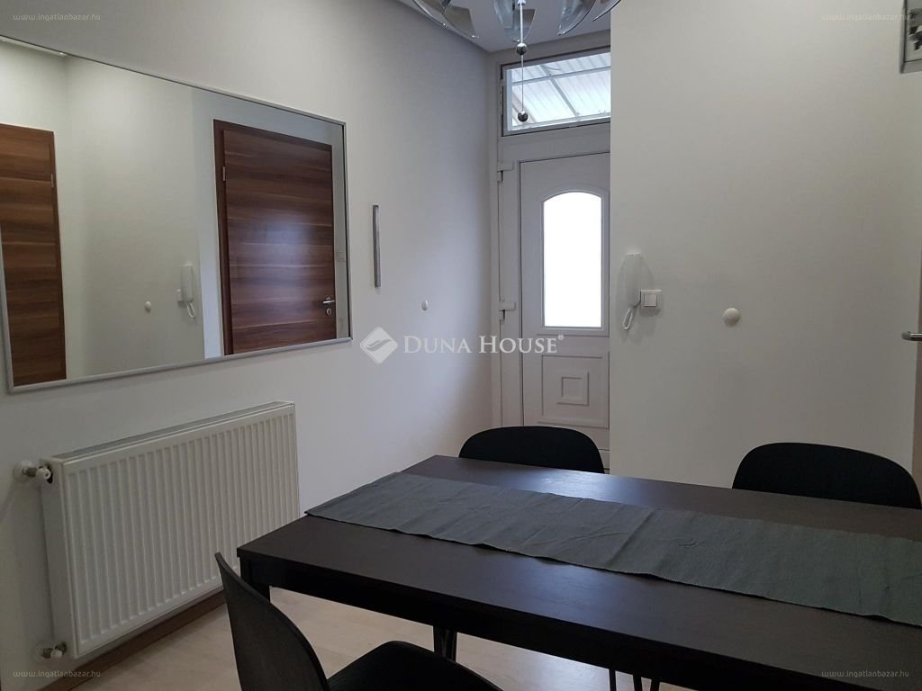 3 bed · 61m² · Lakás · 85.000.000 ft