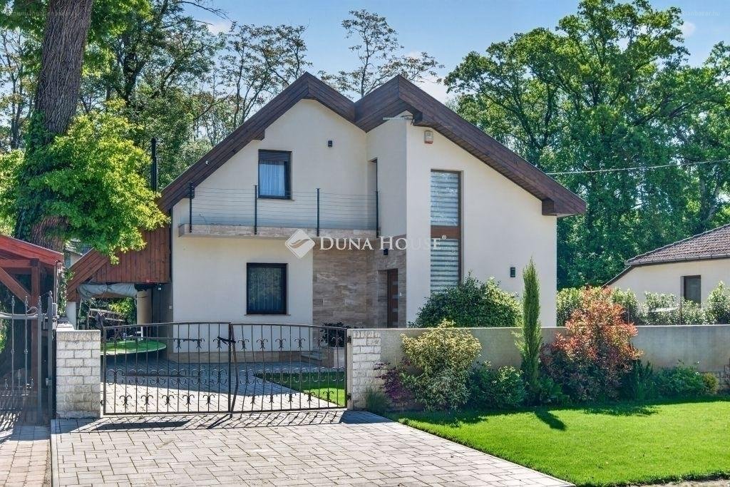 5 bed · 170m² · Családi ház · 179.900.000 ft