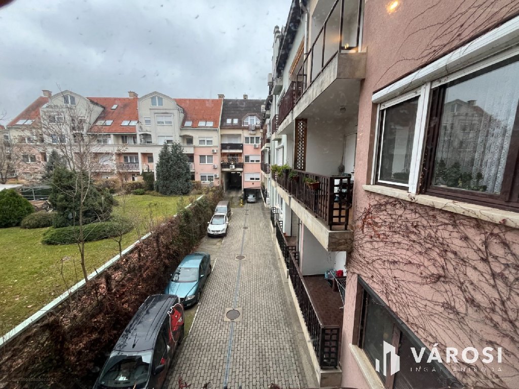 Lakás · 4 hálószoba · 102 m² · 115.000.000 Ft