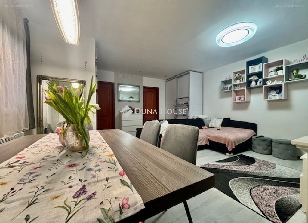 5 bed · 165m² · Családi ház · 149.900.000 ft