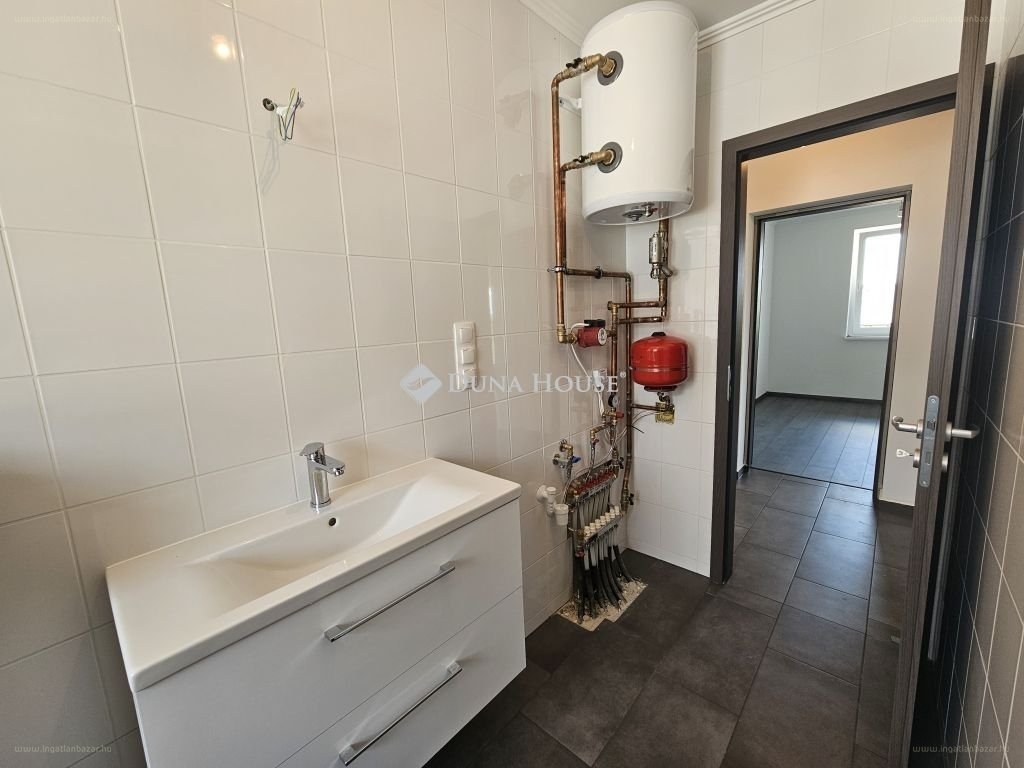 Lakás · 4 hálószoba · 78 m² · 79.900.000 Ft