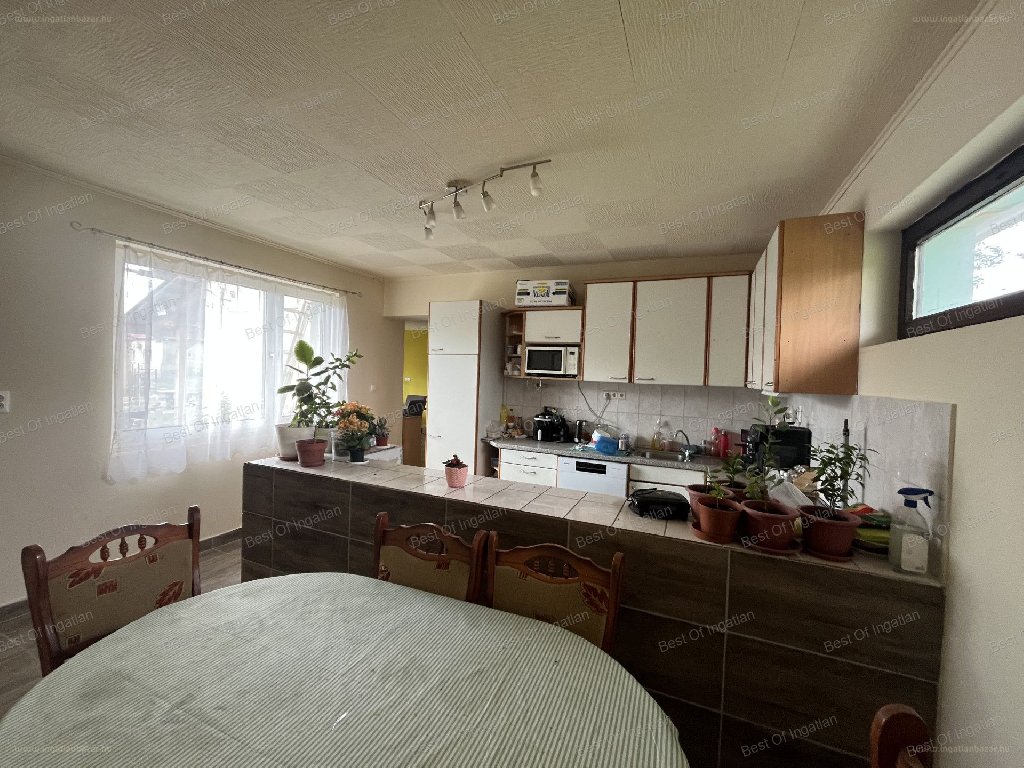Ház · 3 hálószoba · 102 m² · 43.500.000 Ft