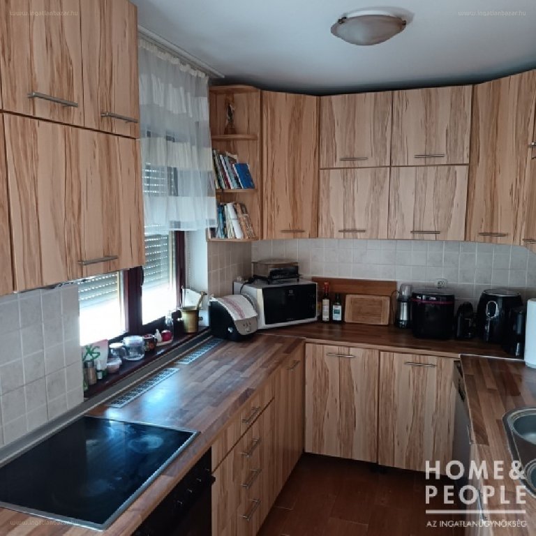 Ház · 3 hálószoba · 100 m² · 85.560.990 Ft