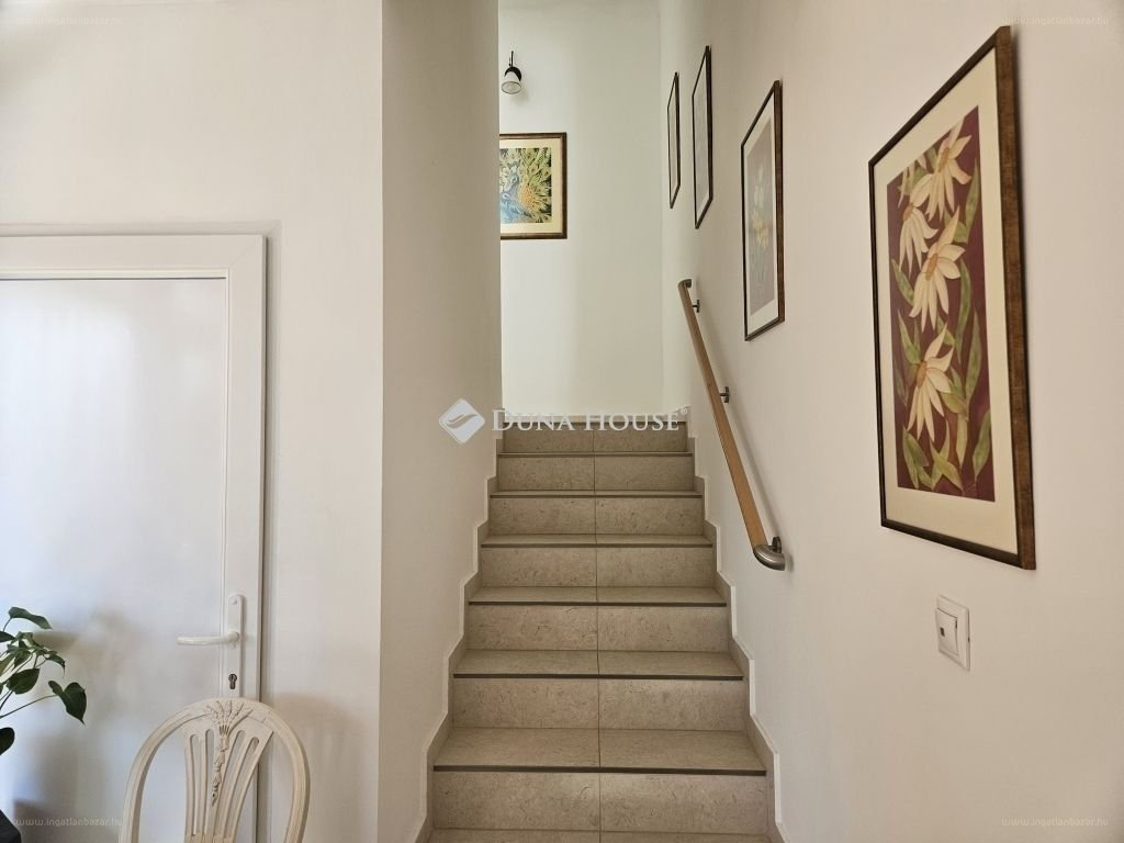 5 bed · 215m² · Családi ház · 189.000.000 ft