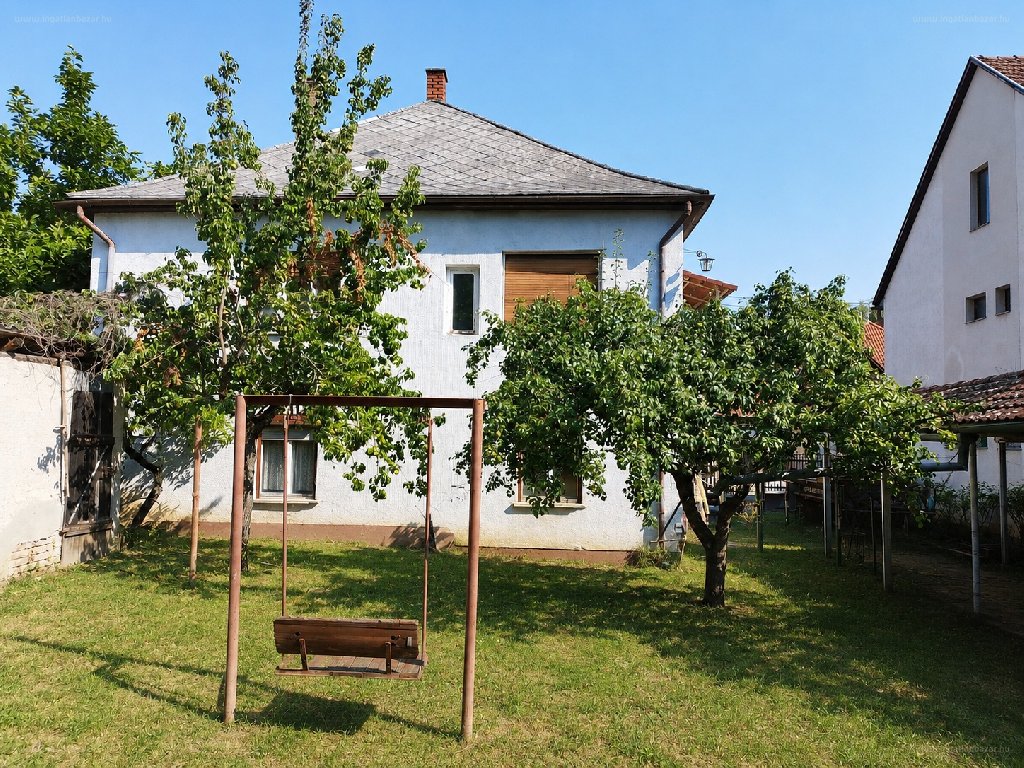 5 bed · 160m² · Családi ház · 44.500.000 ft
