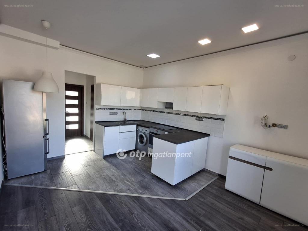 Lakás · 2 hálószoba · 31 m² · 54.000.000 Ft