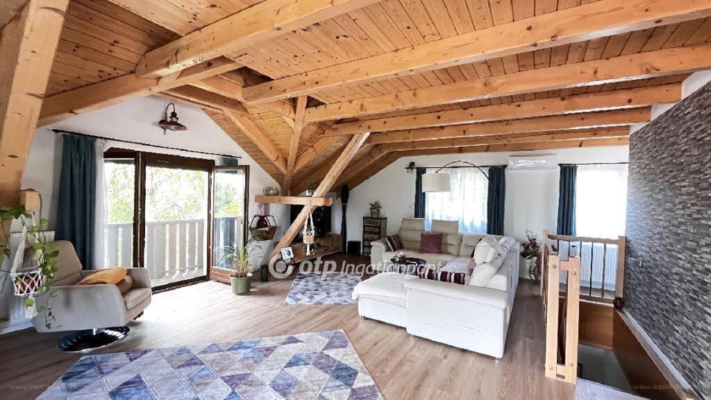 4 bed · 170m² · Ház · 159.999.000 ft