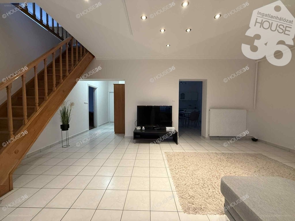 5 bed · 179m² · Családi ház · 84.990.000 ft