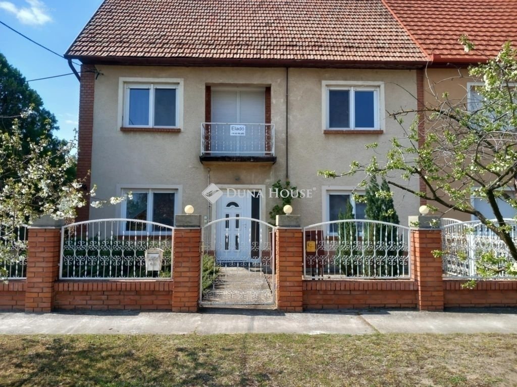 5 bed · 168m² · Családi ház · 94.990.000 ft