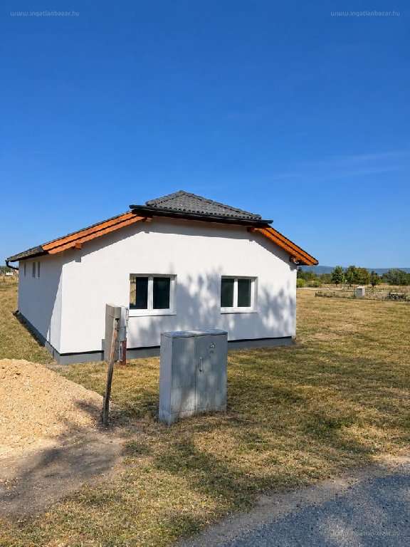 3 bed · 88m² · Családi ház · 88.000.000 ft