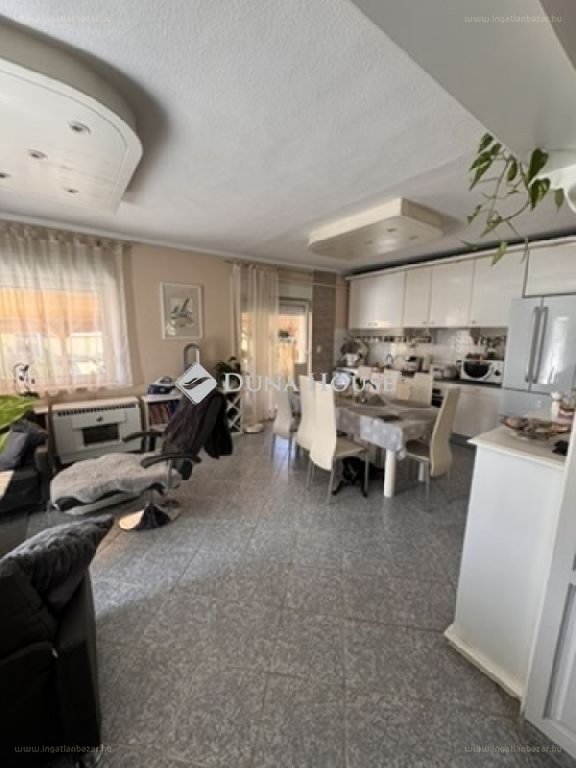 Ház · 5 hálószoba · 140 m² · 129.000.000 Ft