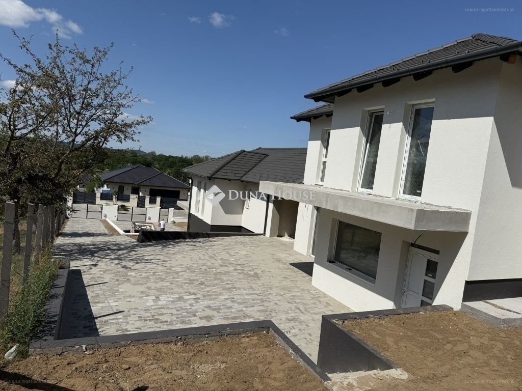 4 bed · 150m² · Családi ház · 168.000.000 ft