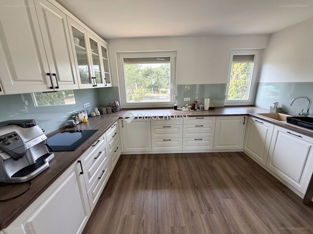 4 bed · 133m² · Családi ház · 59.990.000 ft