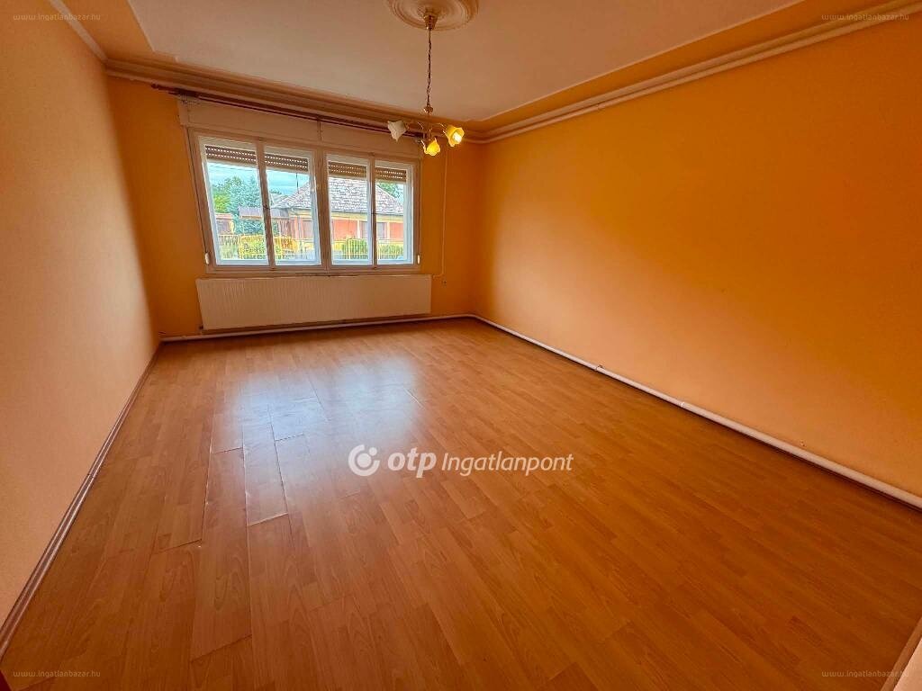 3 bed · 100m² · Ház · 49.900.000 ft