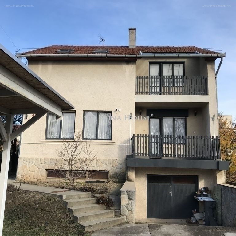 6 bed · 204m² · Családi ház · 129.900.000 ft