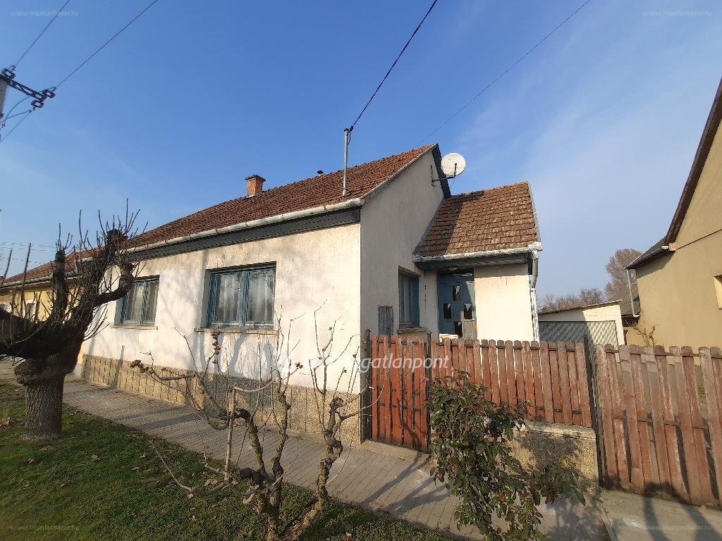 3 bed · 87m² · Családi ház · 48.990.000 ft