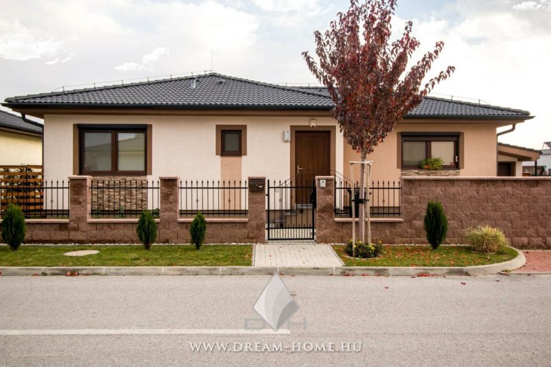 3 bed · 85m² · Családi ház · 65.000.000 ft