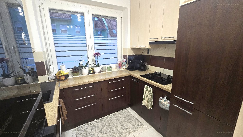 3 bed · 92m² · Lakás · 76.900.000 ft