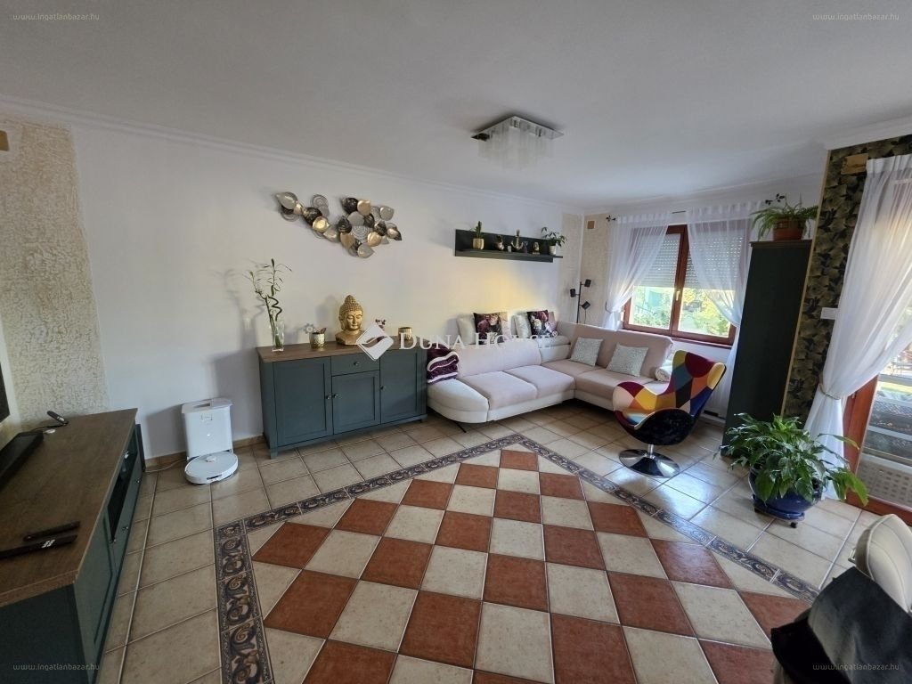 5 bed · 120m² · Családi ház · 136.500.000 ft