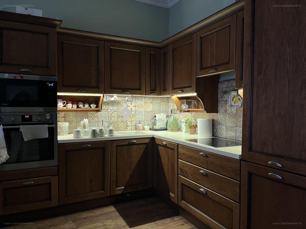 3 bed · 76m² · Lakás · 130.000.000 ft