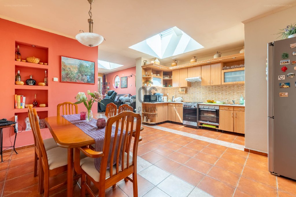 6 bed · 125m² · Ház · 134.900.000 ft