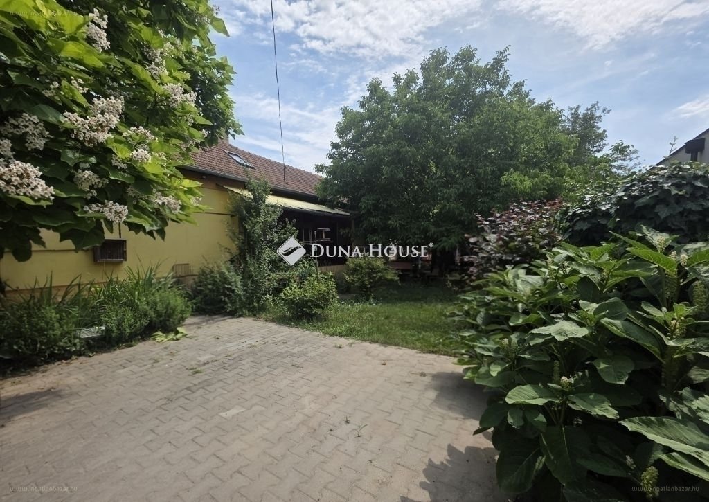 6 bed · 157m² · Családi ház · 84.900.000 ft