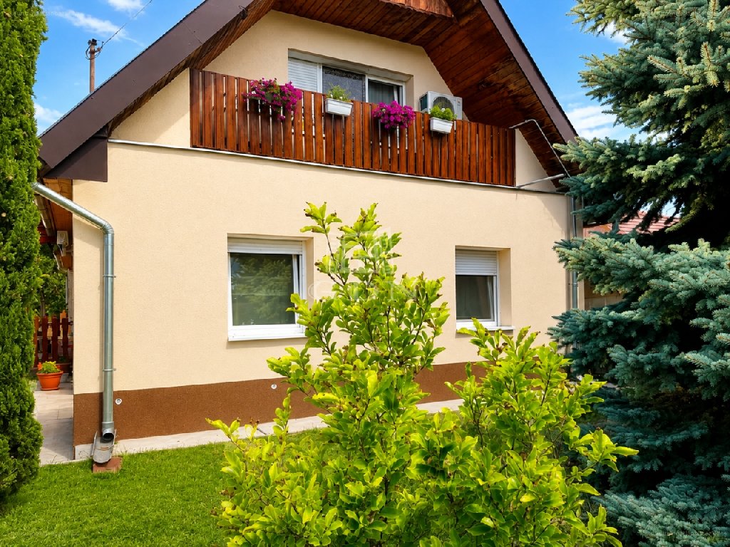 4 bed · 130m² · Ház · 100.000.000 ft
