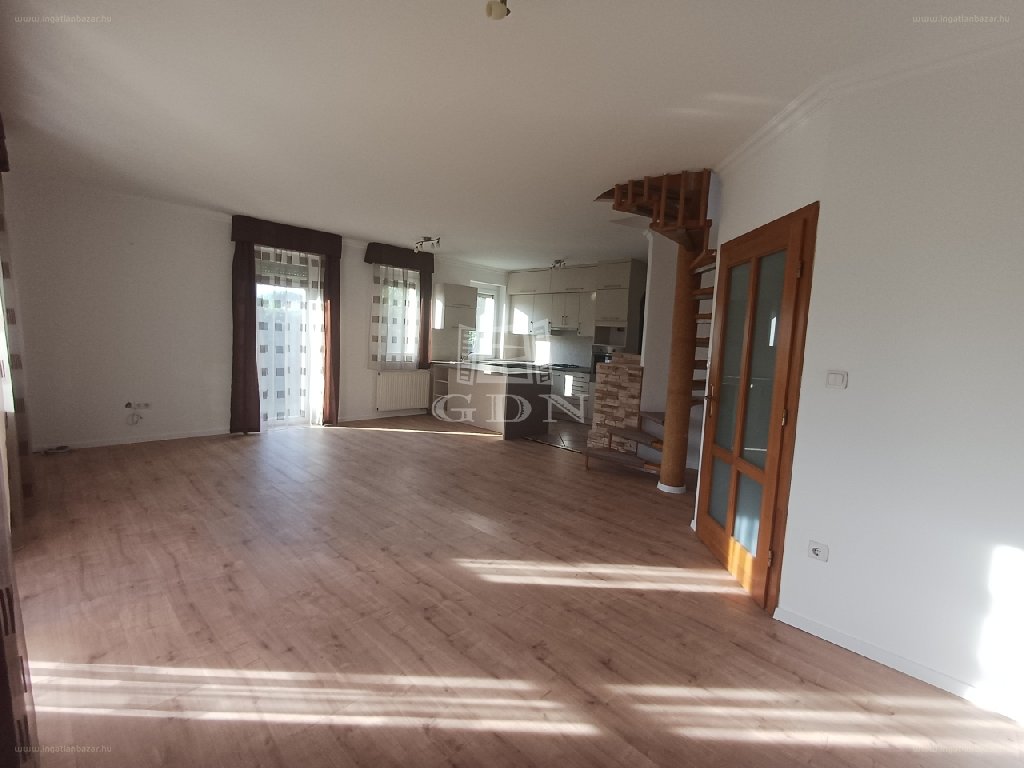 3 bed · 97m² · Lakás · 83.000.000 ft