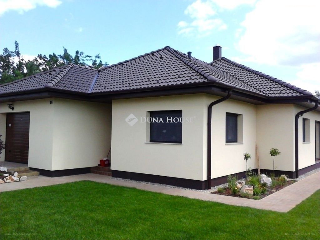 4 bed · 112m² · Családi ház · 89.000.000 ft