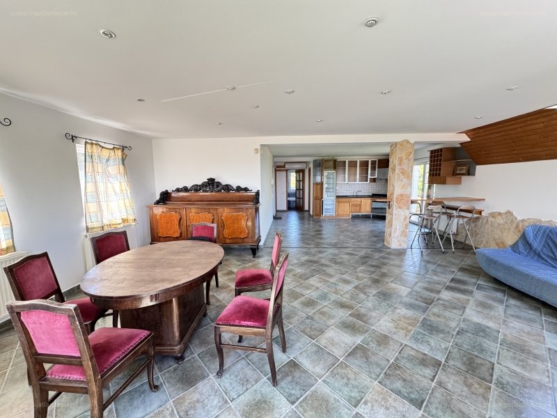 Lakás · 3 hálószoba · 90 m² · 84.900.000 Ft