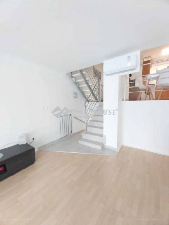 4 bed · 180m² · Családi ház · 99.990.000 ft