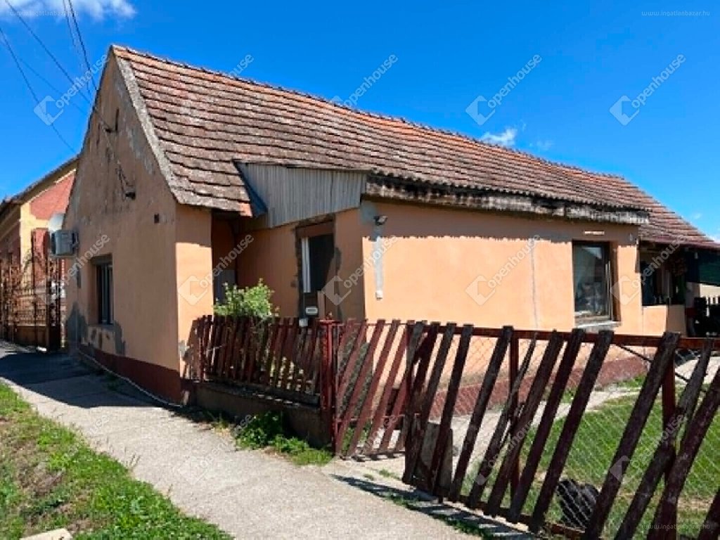 Ház · 3 hálószoba · 85 m² · 10.900.000 Ft