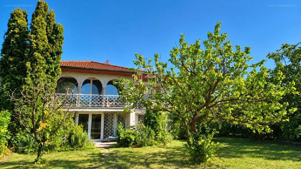 Ház · 4 hálószoba · 130 m² · 175.000.000 Ft