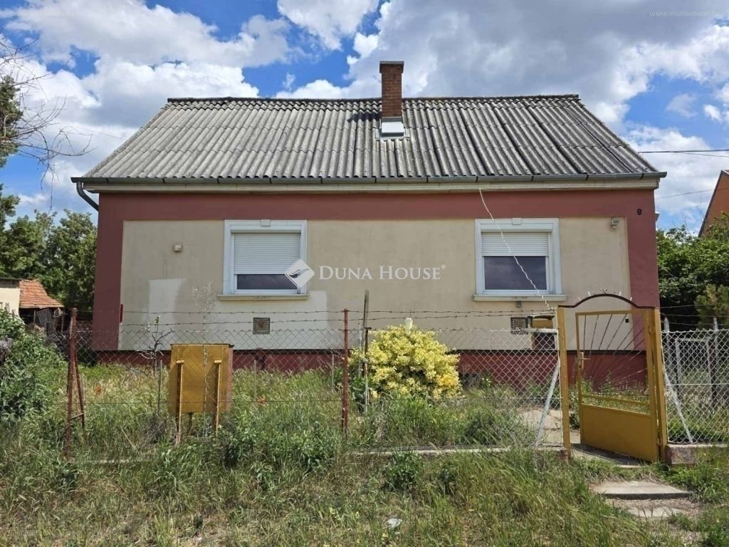 Ház · 3 hálószoba · 63 m² · 64.000.000 Ft