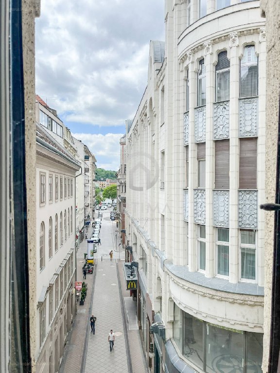 Lakás · 2 hálószoba · 89 m² · 219.900.000 Ft