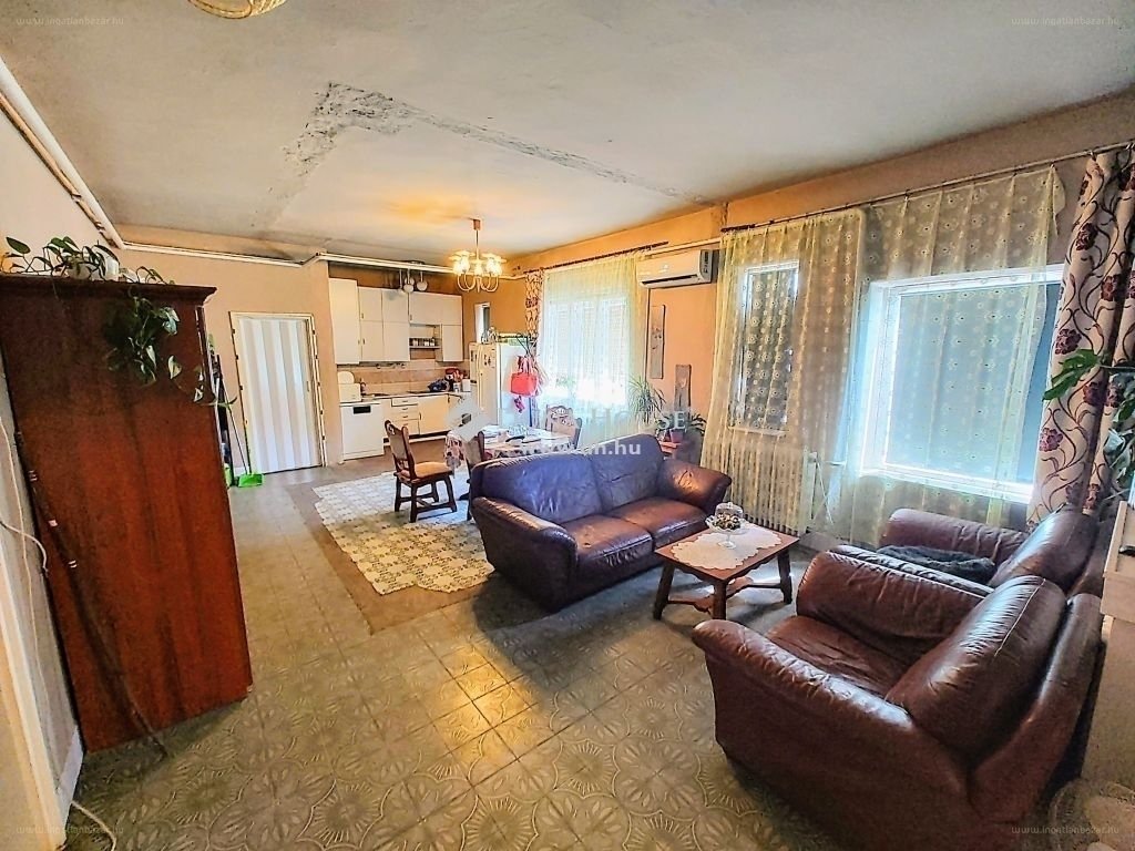 4 bed · 170m² · Családi ház · 70.100.000 ft